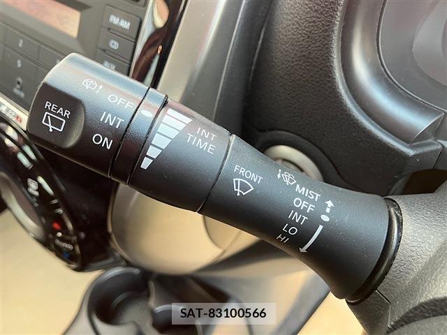 Nissan MARCH 2015-11 8336643-24