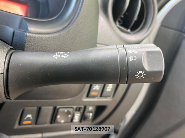Nissan MARCH 2021-06 8336642-6