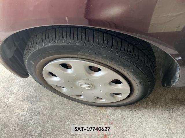 Nissan MARCH 2010-02 8354880-7