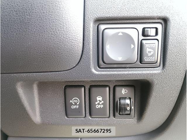 Nissan MARCH 2015-10 8371817-10