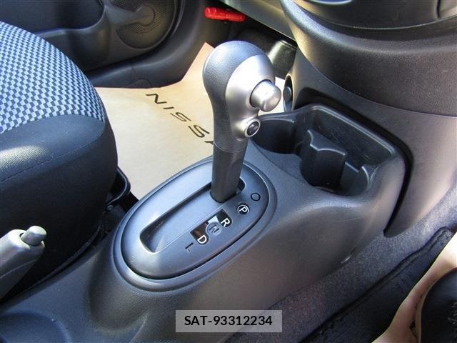 Nissan MARCH 2021-12 8457844-13