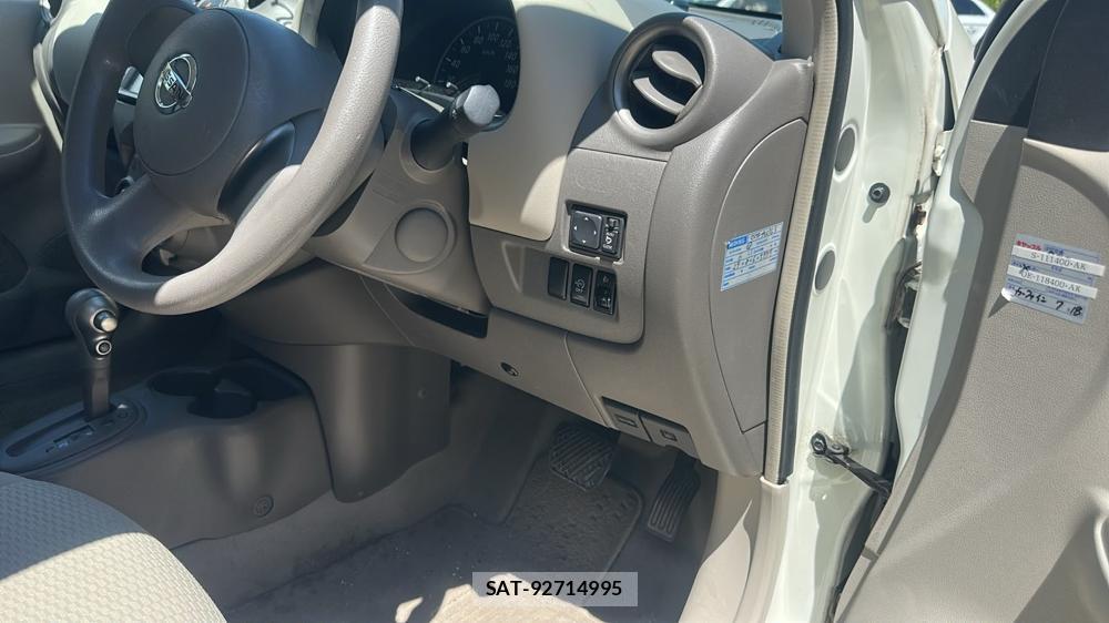 Nissan MARCH 2010-09 7718207-15
