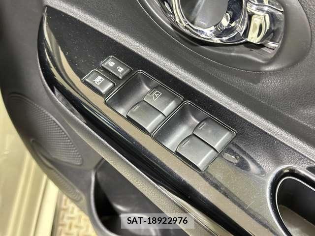 Nissan MARCH 2017-11 8485666-14