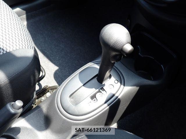 Nissan MARCH 2019-03 8485670-9