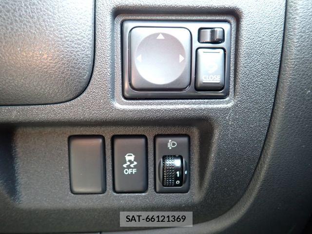 Nissan MARCH 2019-03 8485670-7