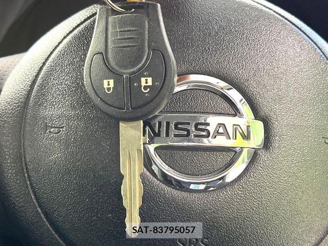 Nissan MARCH 2017-03 8525617-4