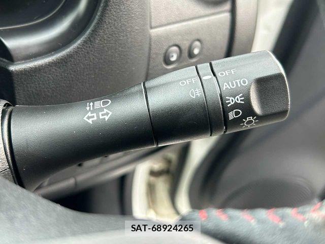 Nissan MARCH 2014-02 8562523-16