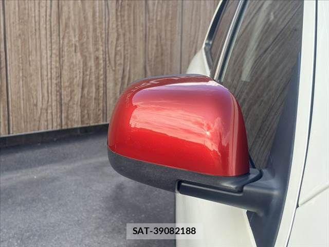 Nissan MARCH 2016-09 8562519-24