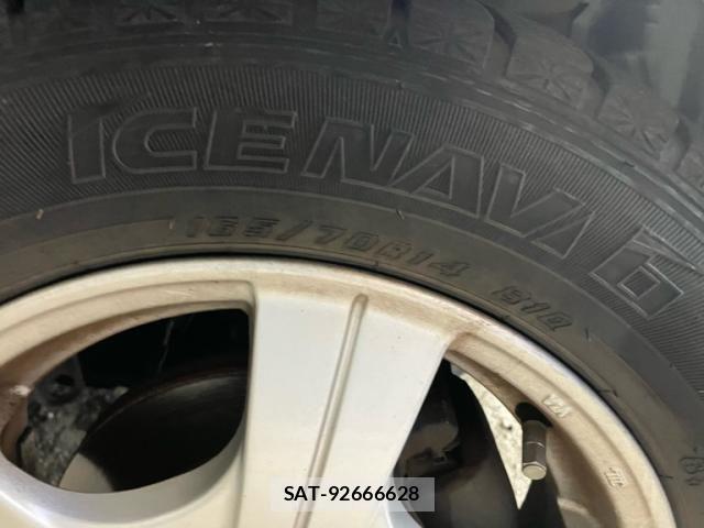 Nissan MARCH 2004-03 8562522-7