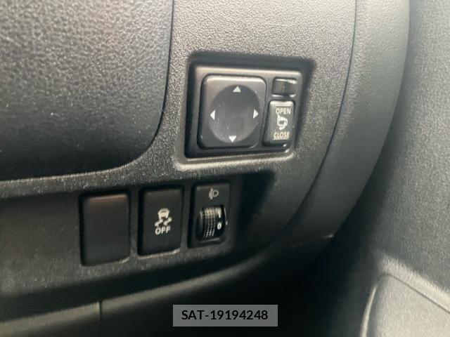 Nissan MARCH 2018-09 8627553-19