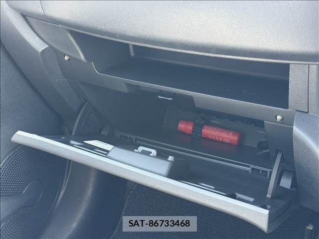Nissan MARCH 2015-08 8627551-13