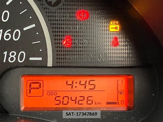 Nissan MARCH 2016-09 8660043-21