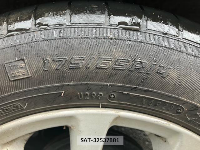 Nissan MARCH 2007-11 8660047-9