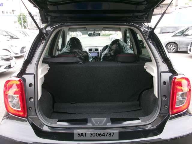 Nissan MARCH 2017-12 8666440-8