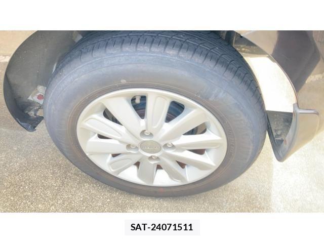 Nissan MARCH 2013-09 8743561-5