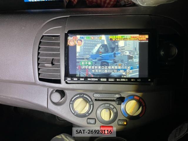 Nissan MARCH 2010-06 8743569-15