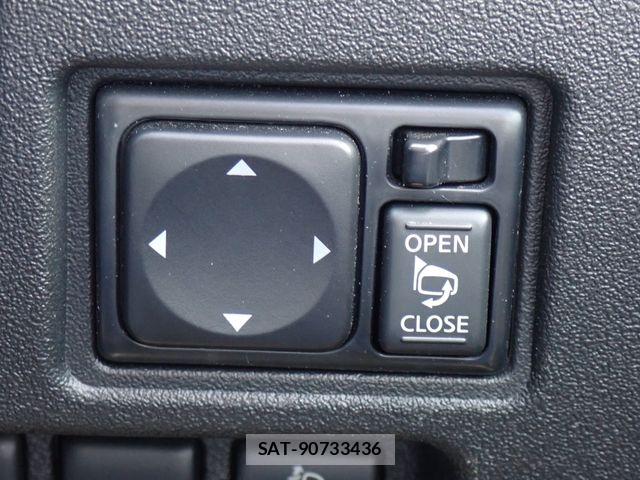Nissan MARCH 2019-04 8780929-9
