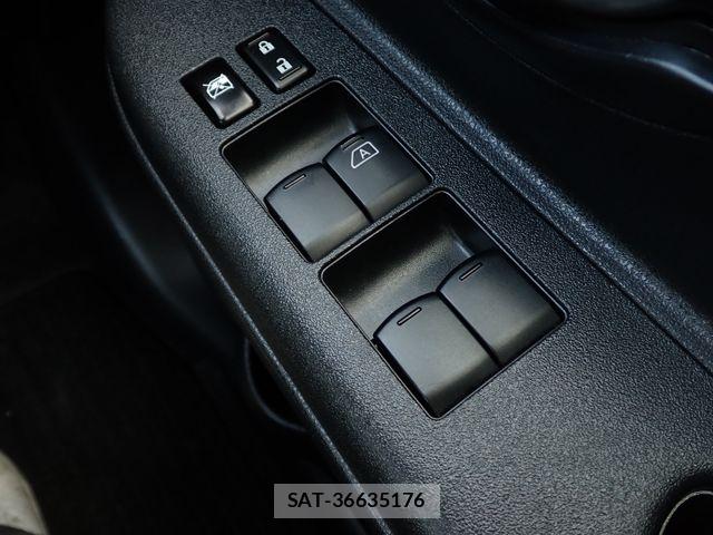 Nissan MARCH 2022-06 8796542-9