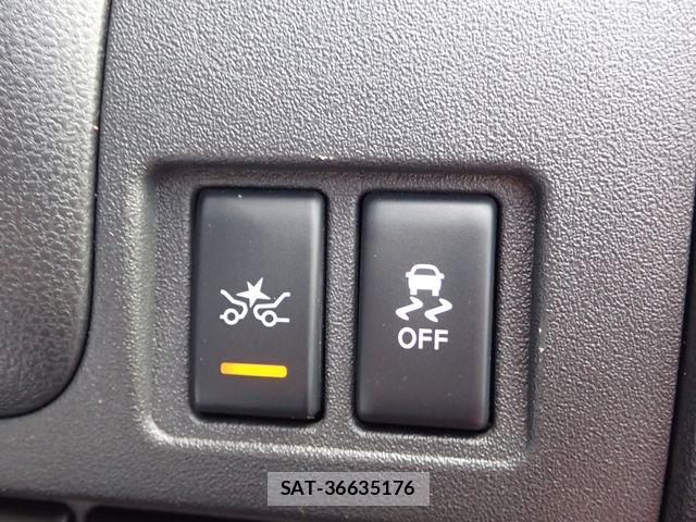 Nissan MARCH 2022-06 8796542-11