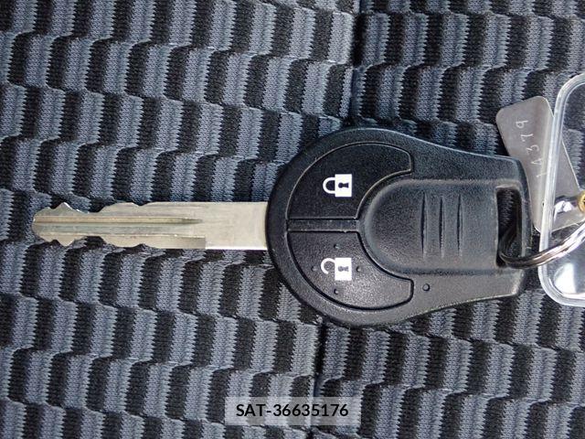 Nissan MARCH 2022-06 8796542-18