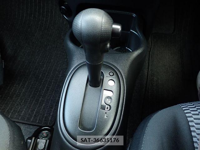 Nissan MARCH 2022-06 8796542-8