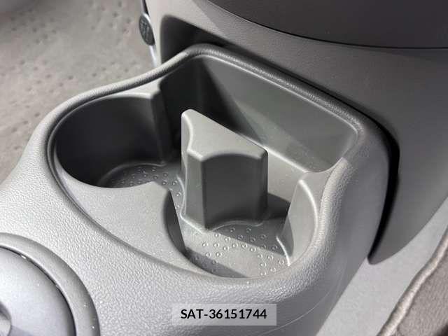 Nissan MARCH 2021-09 8796541-12