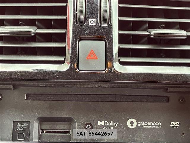 Nissan MARCH 2022-04 8849631-27