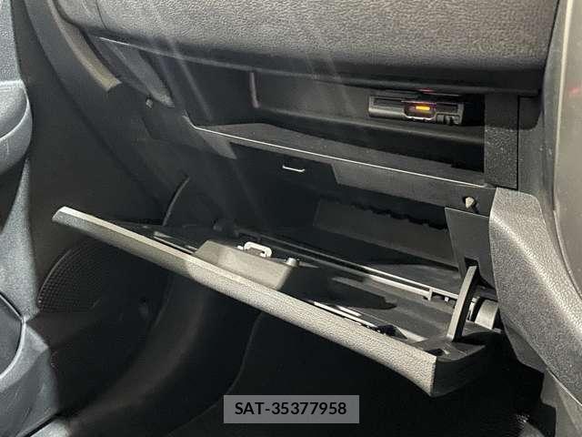 Nissan MARCH 2019-06 8849055-18