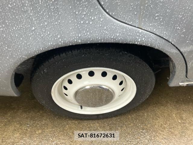 Nissan MARCH 2002-02 8880602-8