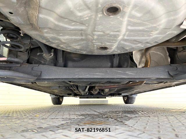 Nissan MARCH 2018-12 8880601-17