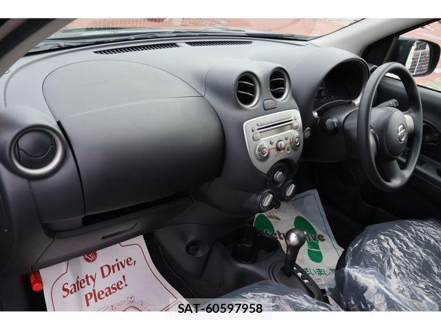 Nissan MARCH 2011-01 1216493-1