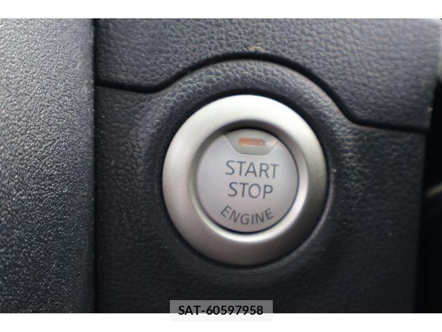 Nissan MARCH 2011-01 1216493-5