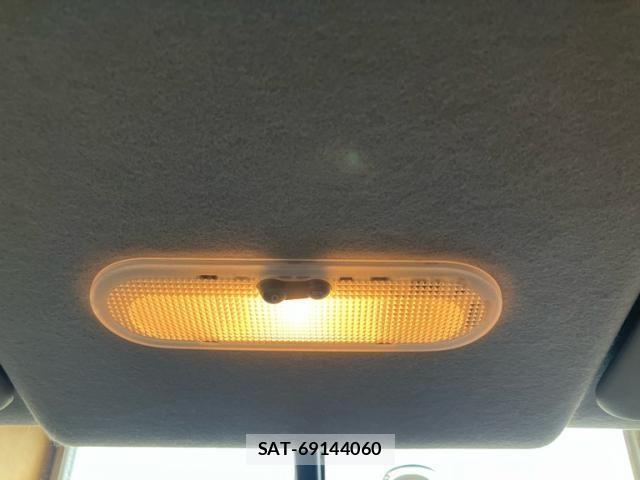 Nissan MARCH 2013-08 6672351-18