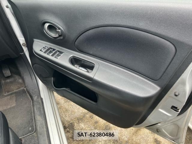 Nissan MARCH 2012-03 7221239-14