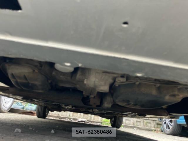 Nissan MARCH 2012-03 7221239-3