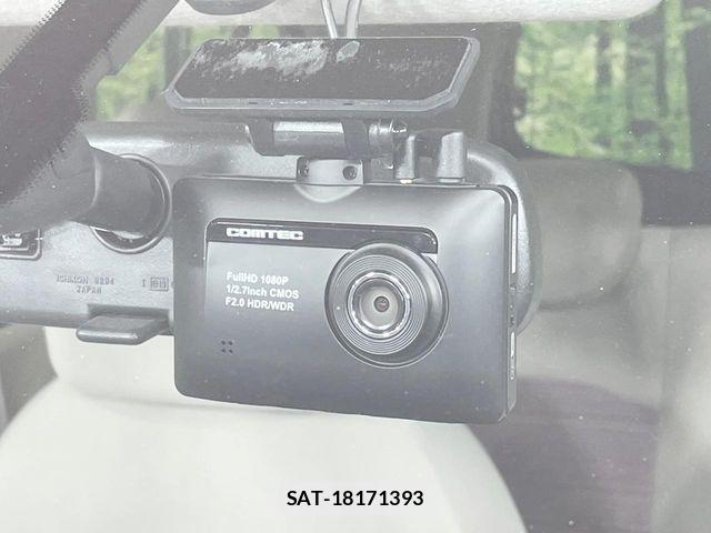 Nissan MARCH 2018-01 7328159-5