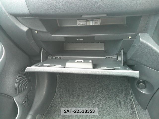 Nissan MARCH 2019-02 7455522-16