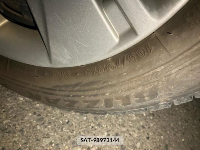 Nissan MARCH 2015-07 7509099-21