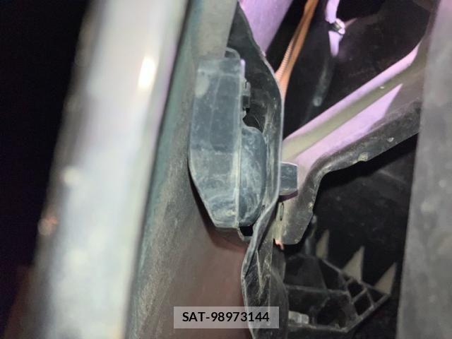 Nissan MARCH 2015-07 7509099-24
