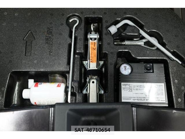 Nissan MARCH 2016-01 7617807-16