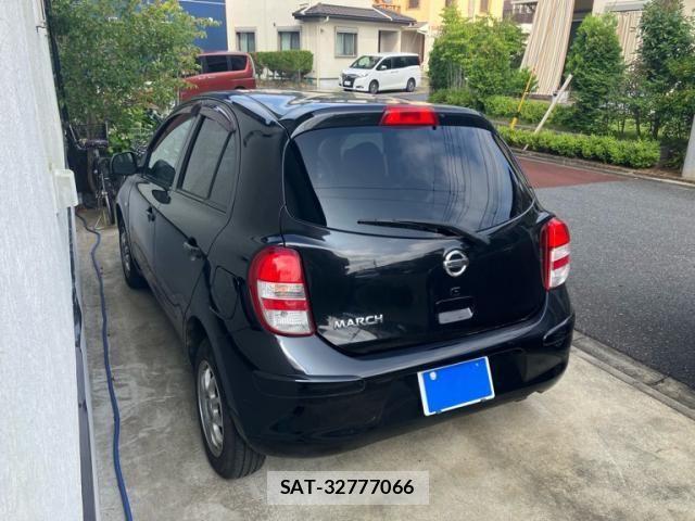 Nissan MARCH 2012-03 8230693-3