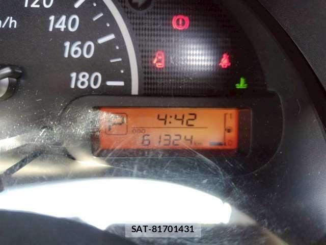 Nissan MARCH 2013-08 7059350-17