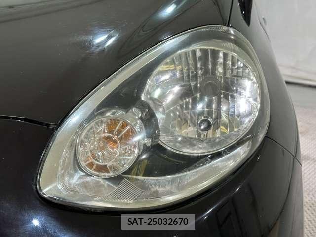 Nissan MARCH 2015-12 8131081-26
