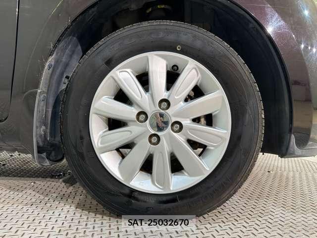 Nissan MARCH 2015-12 8131081-28