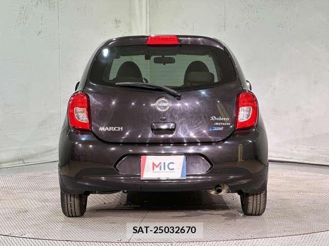 Nissan MARCH 2015-12 8131081-5