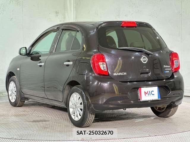 Nissan MARCH 2015-12 8131081-6