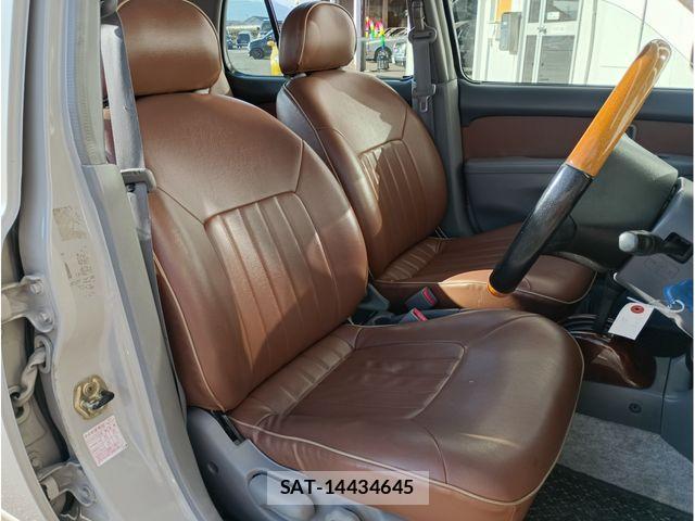 Nissan MARCH BOX 2000-10 4755228-15