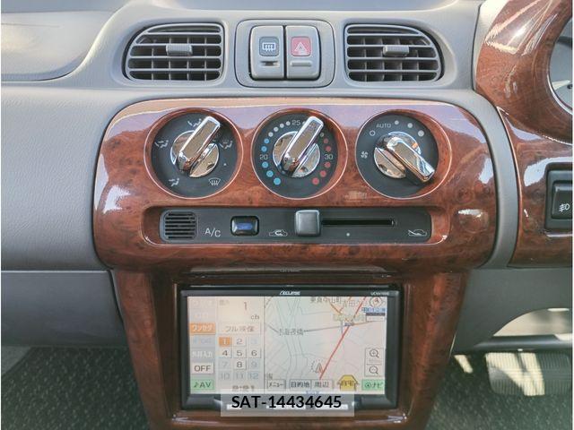 Nissan MARCH BOX 2000-10 4755228-19