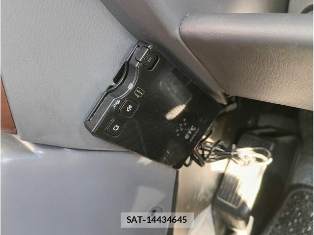 Nissan MARCH BOX 2000-10 4755228-22