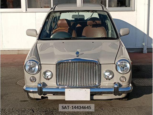 Nissan MARCH BOX 2000-10 4755228-2